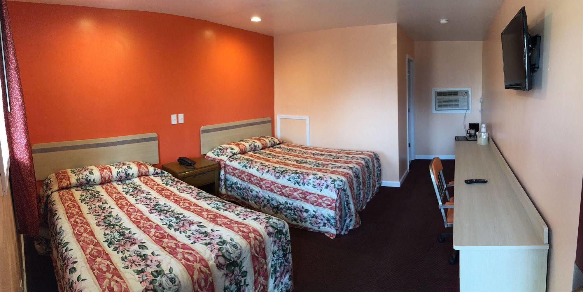 Travel Lite Motel Уайтевилл Экстерьер фото