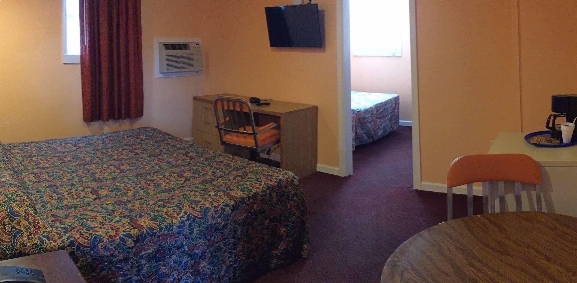 Travel Lite Motel Уайтевилл Экстерьер фото